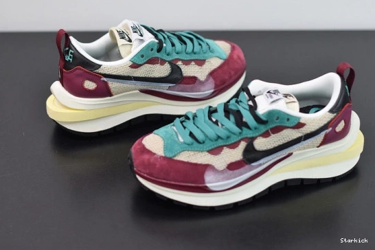 sacai  DD3035-200 Red Green Neptune  Vaporwaffle Nike Villain 0118